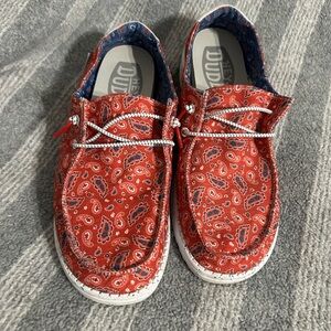 Hey dude Wendy bandana Americana shoes women’s 9
